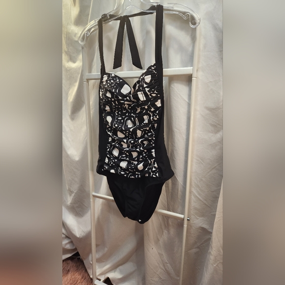 La Blanca Swim La Blanca Swimsuit Poshmark